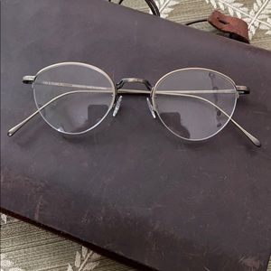 Eyeglasses